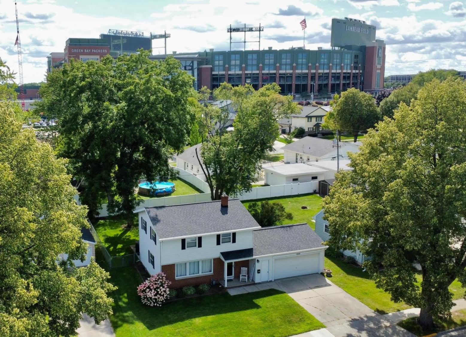 Curly'S Quarters Villa Green Bay Exterior photo
